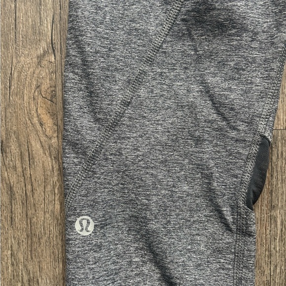 Lululemon Athletica Gray and Pink Leggings with Stretchy Fit - Picture 5 of 5